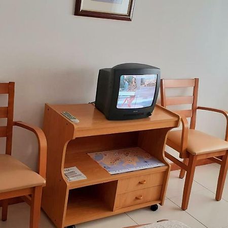 Hostal El Cairo Ferrol Exteriör bild