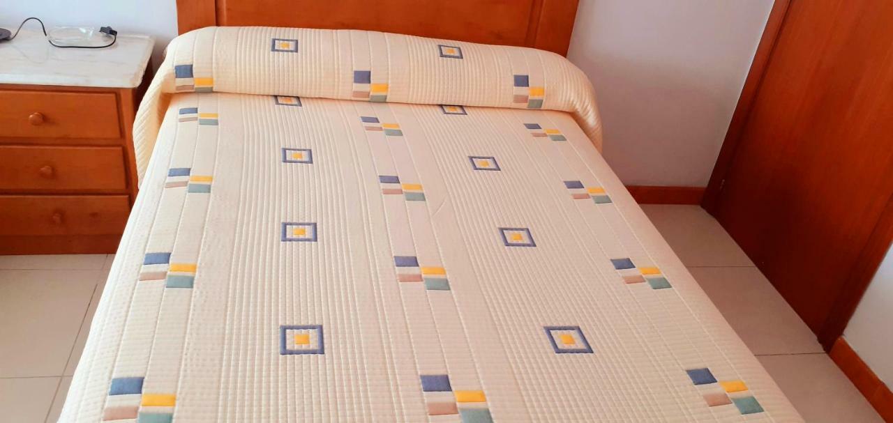 Hostal El Cairo Ferrol Exteriör bild